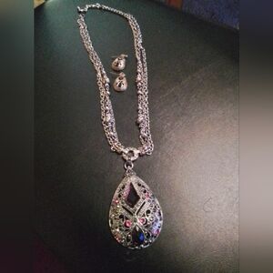 Elegant Silver Necklace and Earring Set with Gem Accents